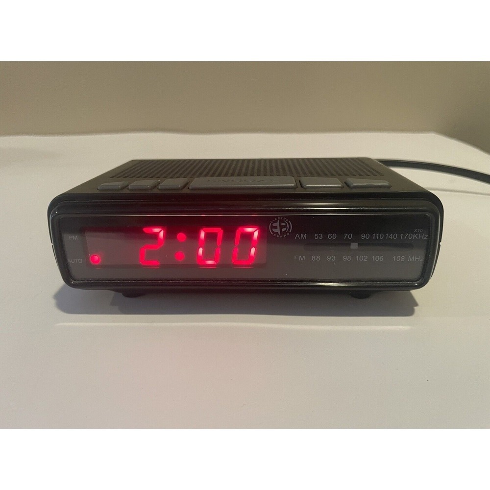 Electro Brand Digital AM/FM Radio Alarm Clock Model 4610 Tested And‎ Working